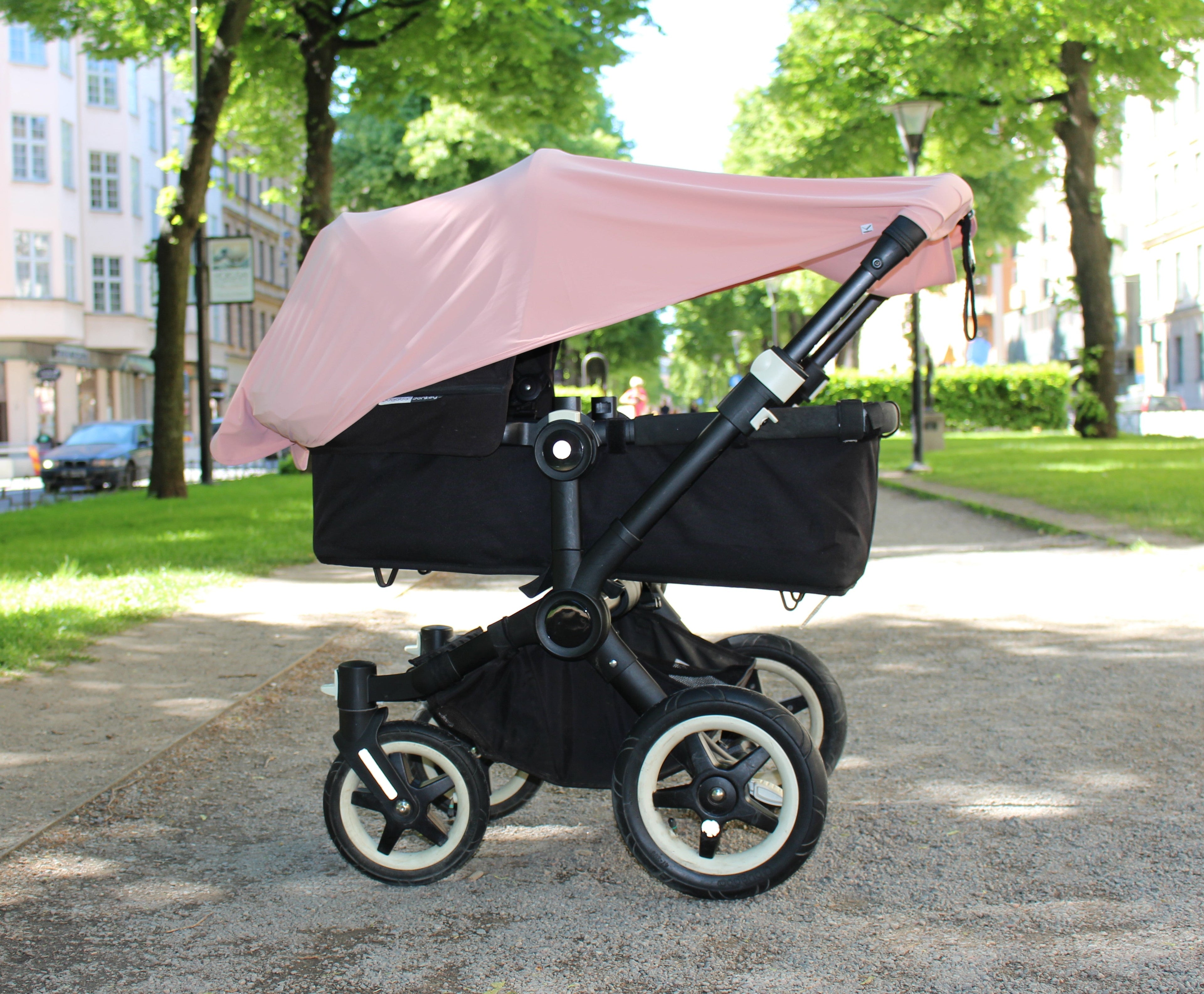 The Original Multi-use UV Blanket Black